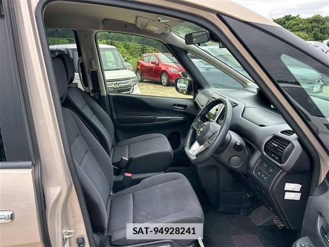 Nissan SERENA 2019-05 7728444-19