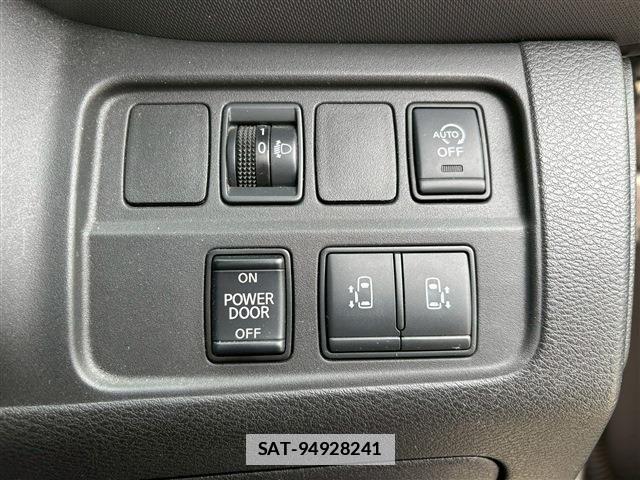Nissan SERENA 2019-05 7728444-21
