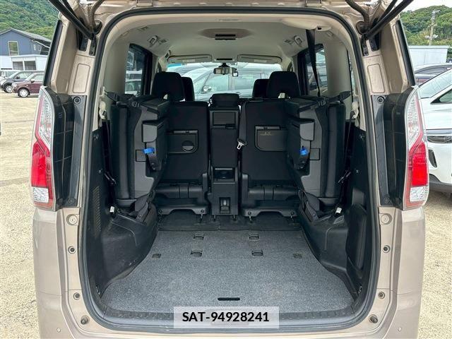 Nissan SERENA 2019-05 7728444-8