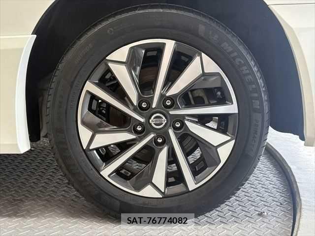 Nissan SERENA 2020-09 7728429-25