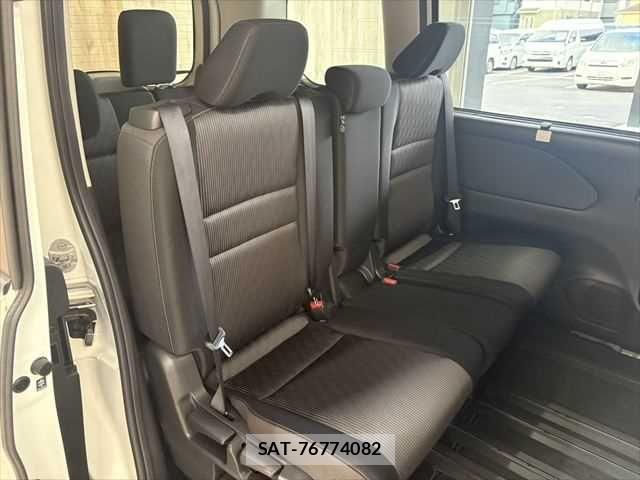 Nissan SERENA 2020-09 7728429-7