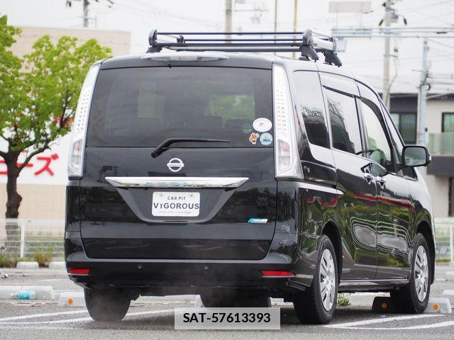 Nissan SERENA 2015-07 7728501-12