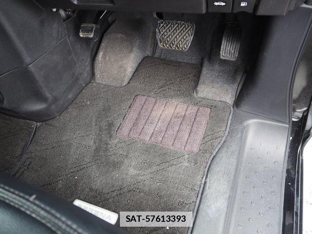 Nissan SERENA 2015-07 7728501-22