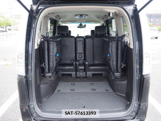 Nissan SERENA 2015-07 7728501-25