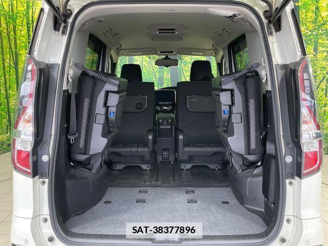 Nissan SERENA 2022-05 7728417-10
