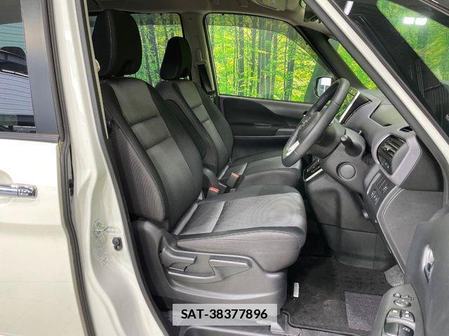 Nissan SERENA 2022-05 7728417-7