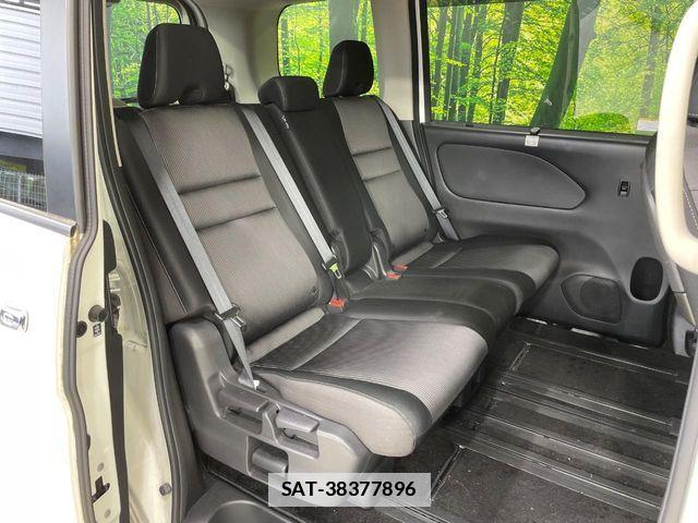 Nissan SERENA 2022-05 7728417-8