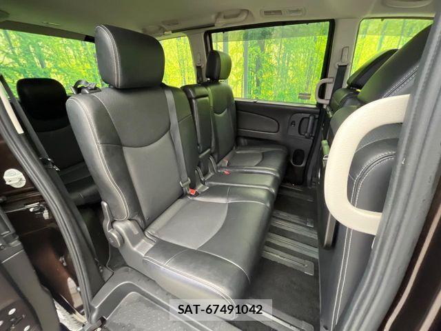 Nissan SERENA 2014-12 7789032-9