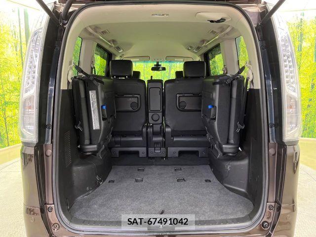 Nissan SERENA 2014-12 7789032-11