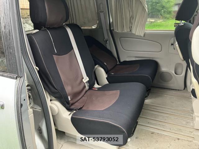 Nissan SERENA 2013-06 7879392-14