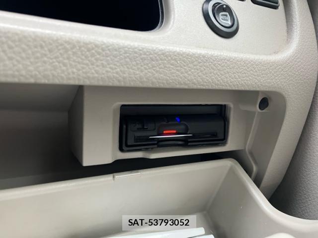 Nissan SERENA 2013-06 7879392-16