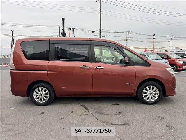 Nissan SERENA 2014-03 7879371-12