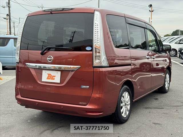 Nissan SERENA 2014-03 7879371-15