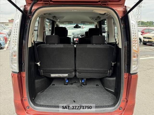 Nissan SERENA 2014-03 7879371-19