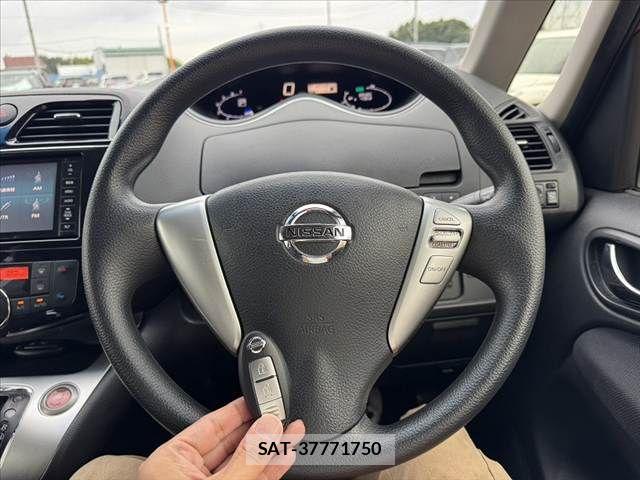 Nissan SERENA 2014-03 7879371-7
