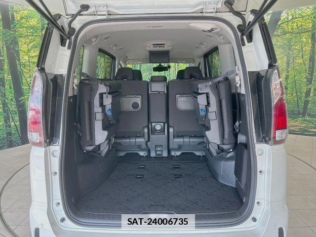 Nissan SERENA 2016-10 7879363-10