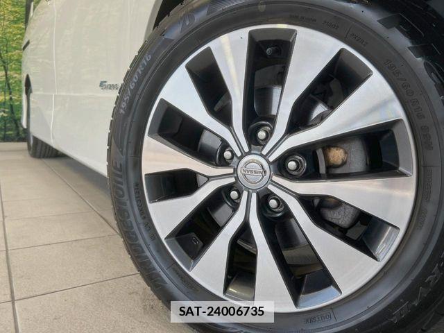 Nissan SERENA 2016-10 7879363-13