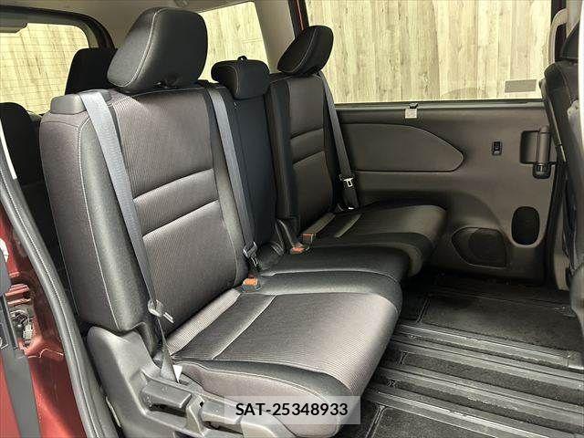 Nissan SERENA 2016-10 7879364-10