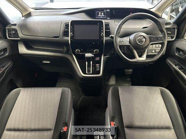 Nissan SERENA 2016-10 7879364-2