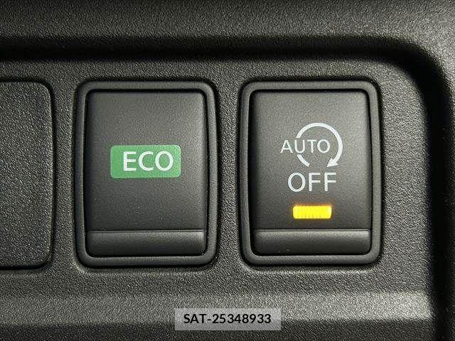 Nissan SERENA 2016-10 7879364-6