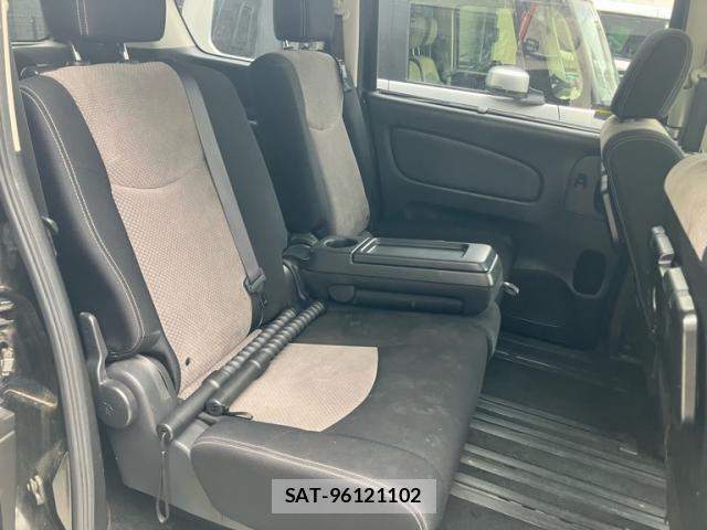 Nissan SERENA 2015-09 7879378-19