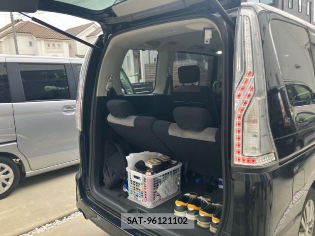 Nissan SERENA 2015-09 7879378-7