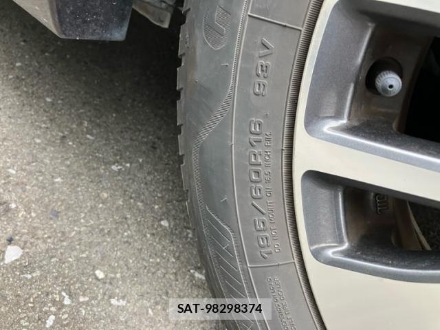 Nissan SERENA 2015-10 7879391-9
