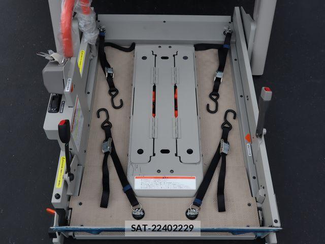 Nissan SERENA 2019-05 7879353-2