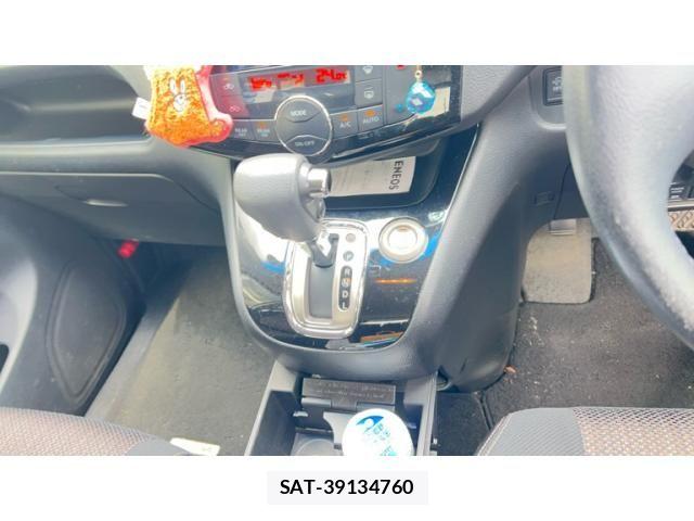 Nissan SERENA 2015-09 7879388-9