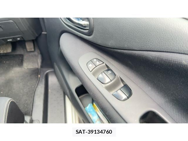 Nissan SERENA 2015-09 7879388-15
