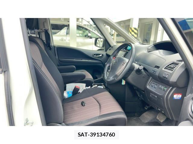 Nissan SERENA 2015-09 7879388-17