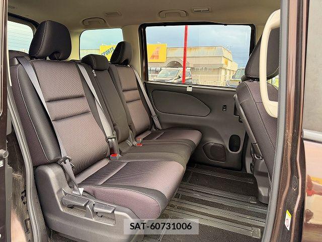 Nissan SERENA 2016-11 7879366-9