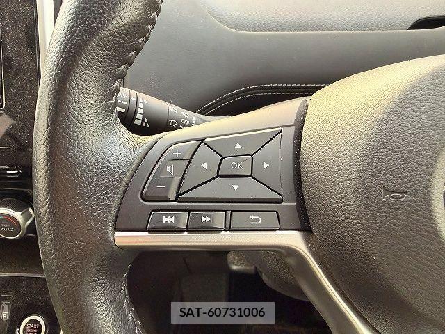 Nissan SERENA 2016-11 7879366-16