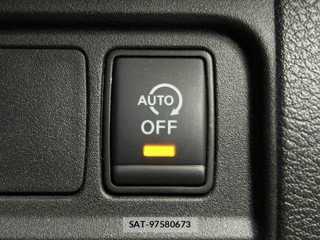 Nissan SERENA 2021-09 7879355-7