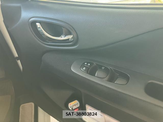 Nissan SERENA 2015-08 7879375-12