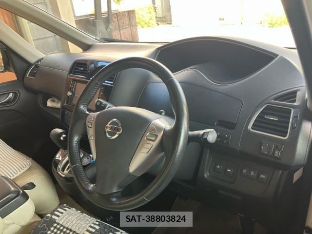 Nissan SERENA 2015-08 7879375-13
