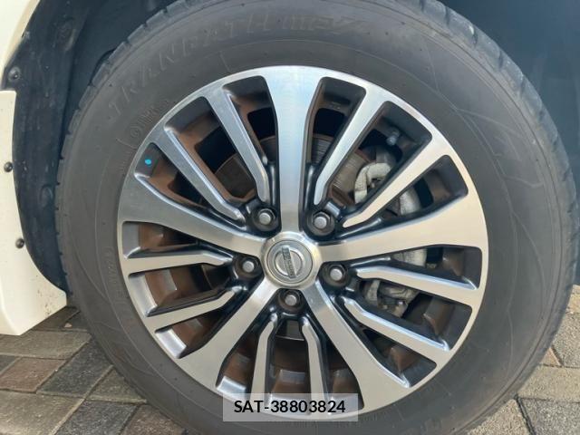 Nissan SERENA 2015-08 7879375-2