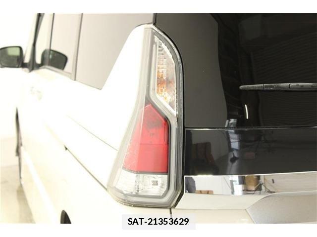 Nissan SERENA 2018-03 7903372-19