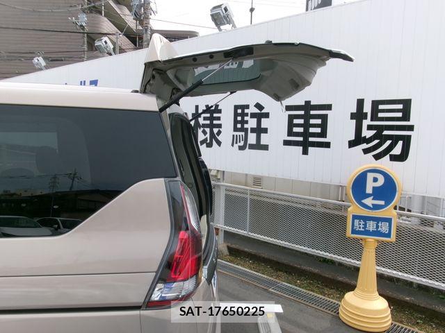 Nissan SERENA 2019-09 7903371-13
