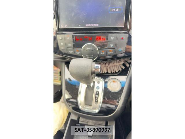 Nissan SERENA 2016-05 7903373-28