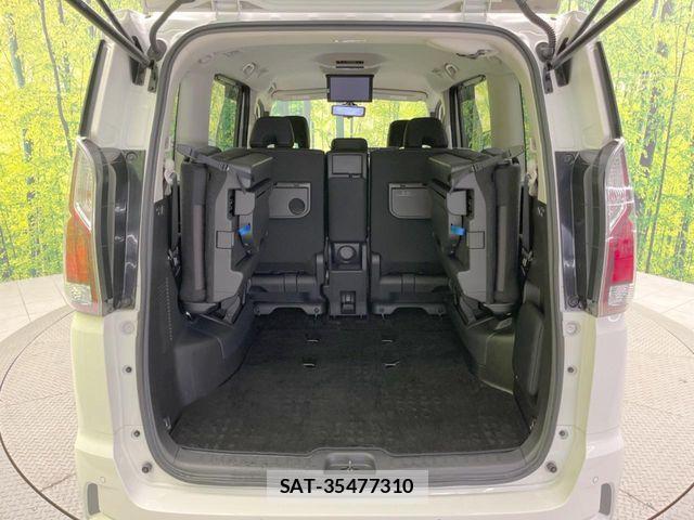 Nissan SERENA 2017-03 7963715-10