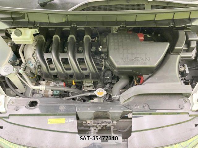 Nissan SERENA 2017-03 7963715-18