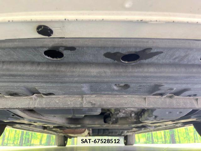 Nissan SERENA 2017-07 7963719-16