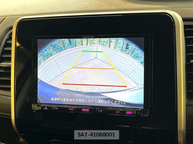 Nissan SERENA 2017-08 7963723-3