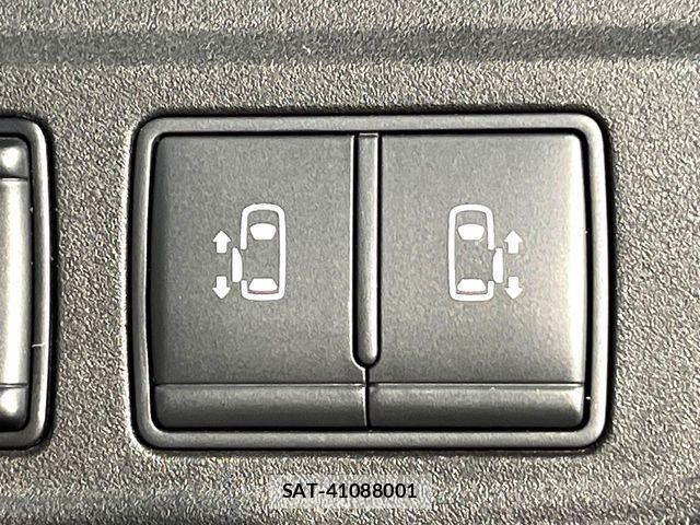 Nissan SERENA 2017-08 7963723-4