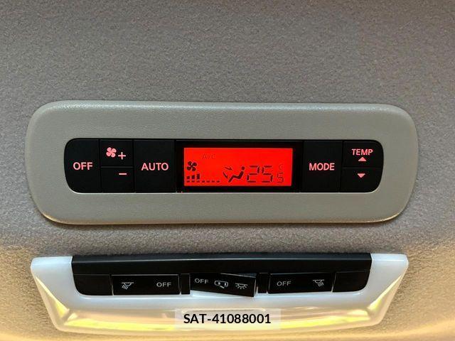 Nissan SERENA 2017-08 7963723-6