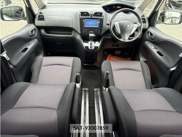 Nissan SERENA 2013-05 7963740-5