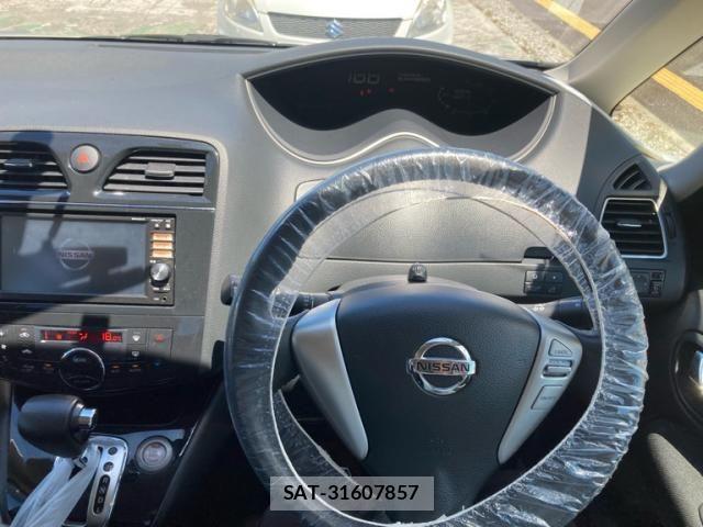 Nissan SERENA 2013-09 7963741-12