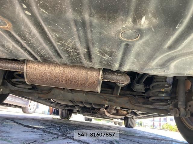 Nissan SERENA 2013-09 7963741-23