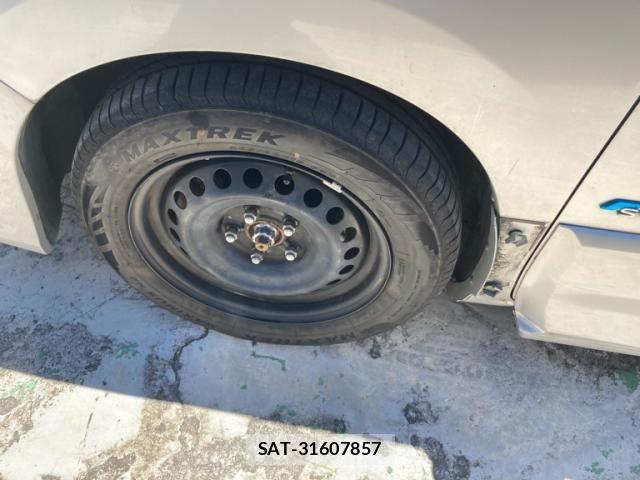 Nissan SERENA 2013-09 7963741-4